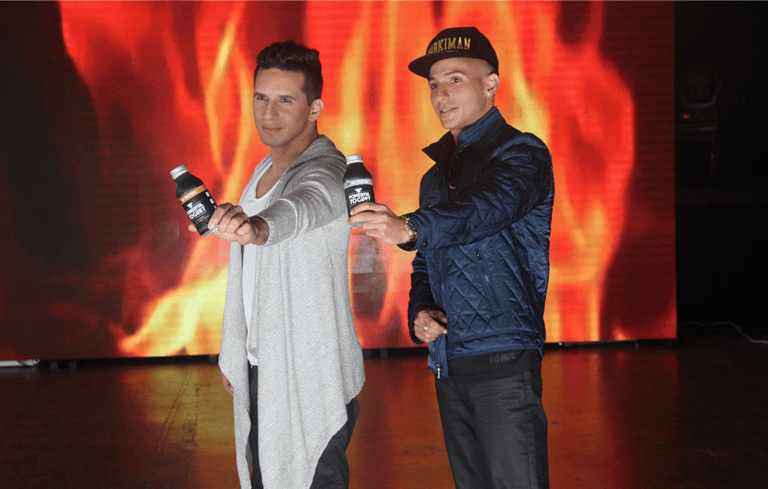 Román EL RO — «Fuego en la noche»: una nueva colaboración. Fotografía 2 de 9.