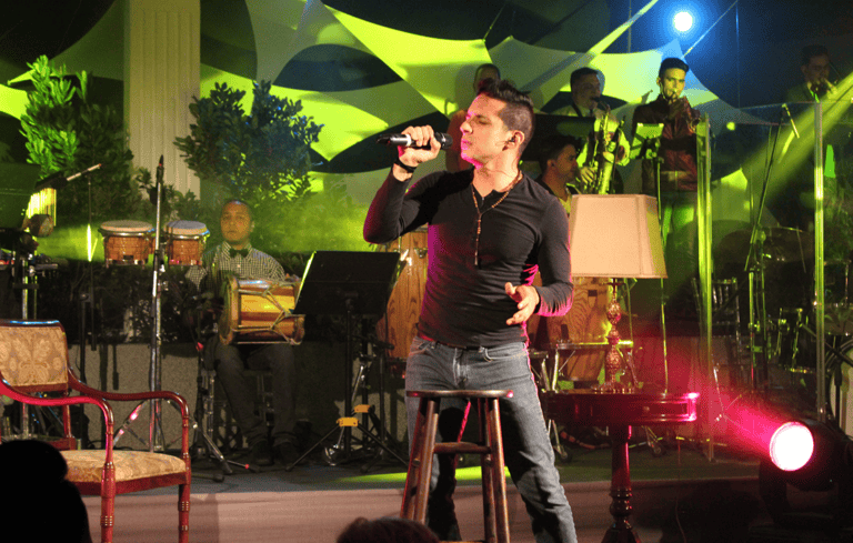 Román EL RO — Unplugged: «Esfuerzos del alma». Fotografía 6 de 6.