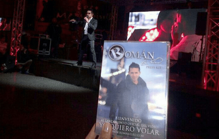 Román EL RO — «Yo quiero volar»: una nueva madurez. Fotografía 5 de 7.